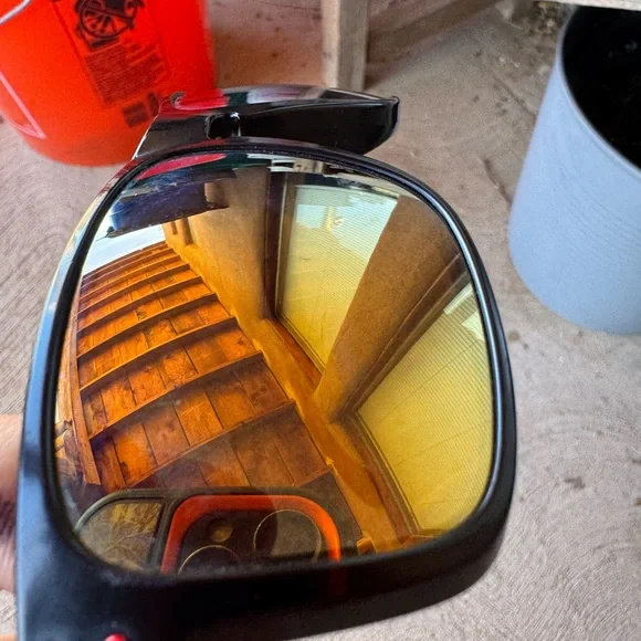 Oakley Holbrook - Picture 2 of 5